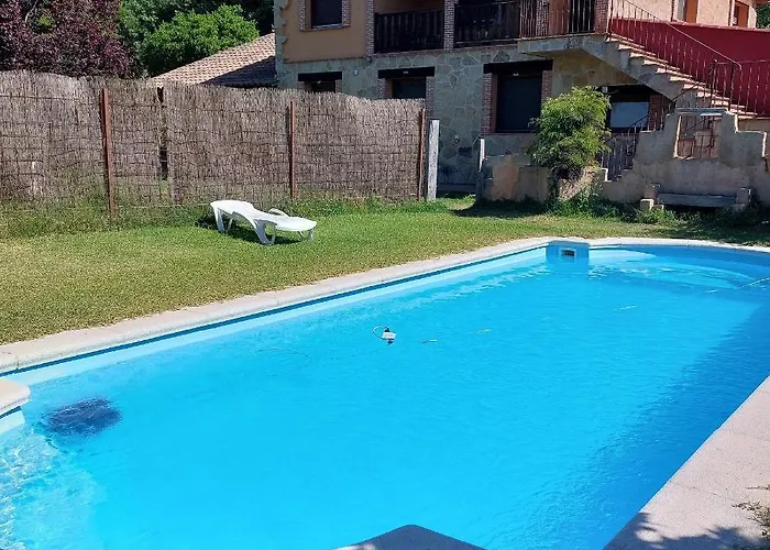 Villa Higueras y Olivos Candeleda